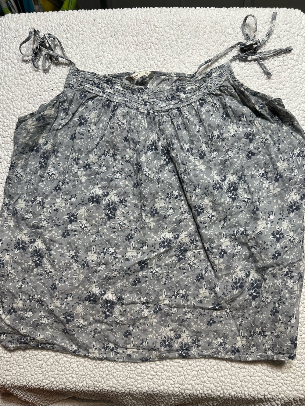 Old Navy Gray and Blue Floral A-Line Tie-Shoulder blouse